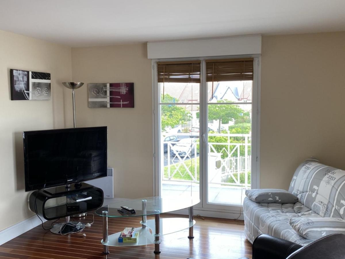 Appartement 3 Pieces Calme Avec Ascenseur A Dives-Sur-Mer - Fr-1-487-319 Exterior photo